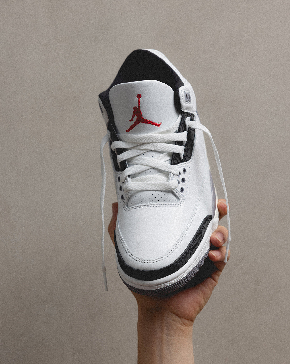 Nike Air Jordan 3 Retro *Cement Grey*